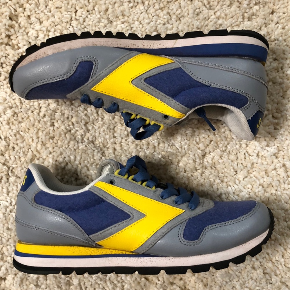 Retro Brooks Blue & Gold Casual Sneakers